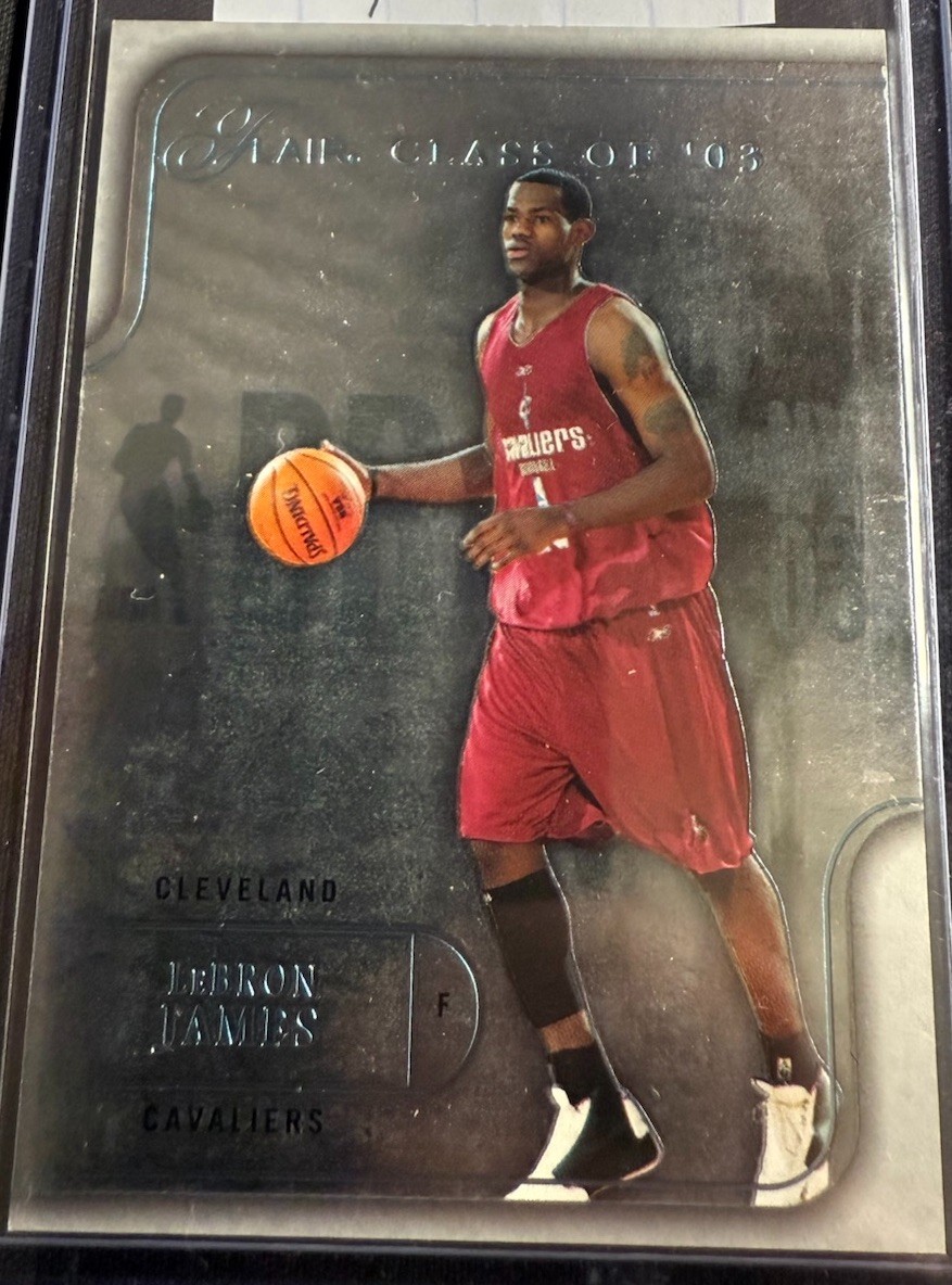2003-04 Fleer Flair LeBron James RC Rookie /500 Cleveland Cavaliers #94