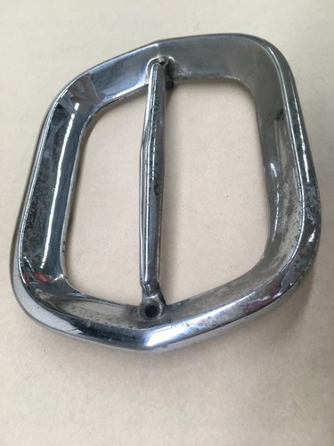 HOLDEN EH HJ UTE SEDAN PANEL VAN TAIL LIGHT /LAMP SURROUND  SECOND-HAND GENUINE - Picture 4 of 8