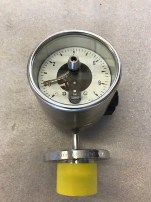 Bourdon tube pressure gauge BR4200 Electrical contact device