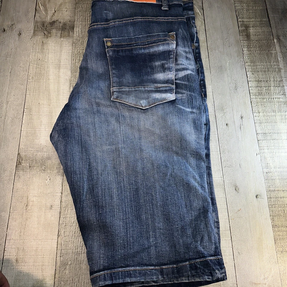 Pantalones cortos de jean Two Mill Twenty para hombre Foto 3 de 4