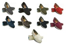 100 AUTHENTIC TOMS CLASSIC WOMEN CANVAS SHOES, BRAND NEW. ALL SIZES