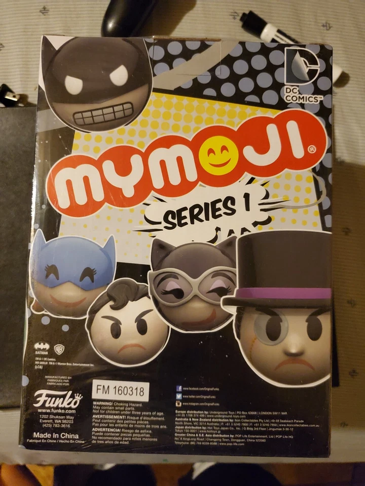 DC COMICS MYMOJI Series 1 SEALED CASE OF 24 - Image 2 of 4