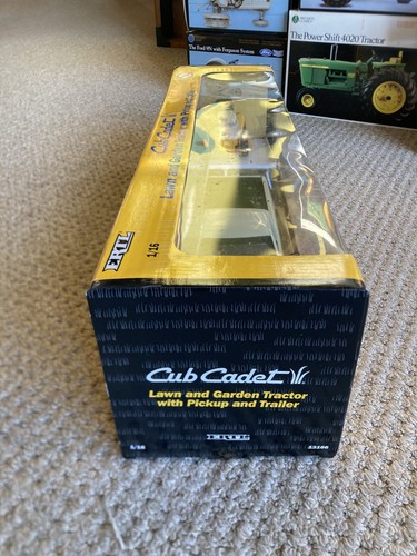 ERTL Cub Cadet 1:16 Dodge Ram 2500 Trailer Lawn & Garden Tractor VTG 13166 - Picture 7 of 9
