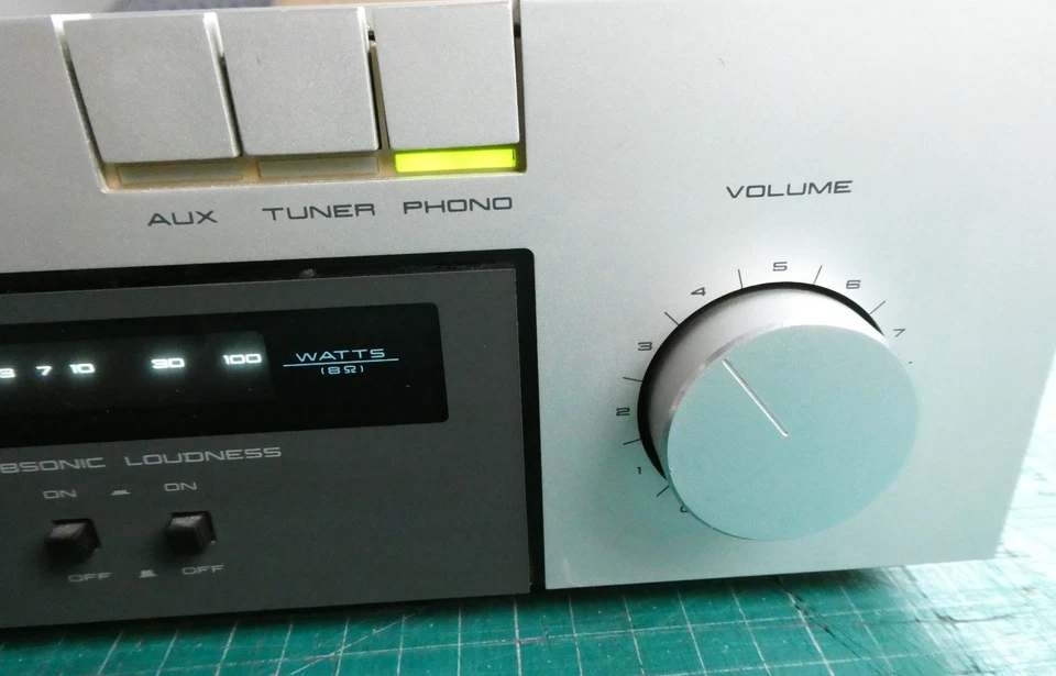 AKAI AM-U310 STEREO AMPLIFIER PHONO INPUT 40 WATTS P/C JAPAN 1980S SERVICED VGC - Image 4 of 4