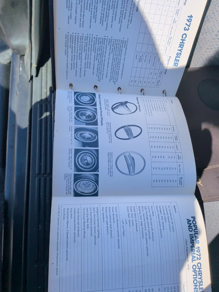 Álbum de concesionario Chrysler 1973 tapicería de colores libro de pintura Imperial New Yorker Foto 4 de 4