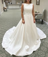 Justin Alexander White Satin Sleeveless Boat Neck Ball Gown Wedding Dress