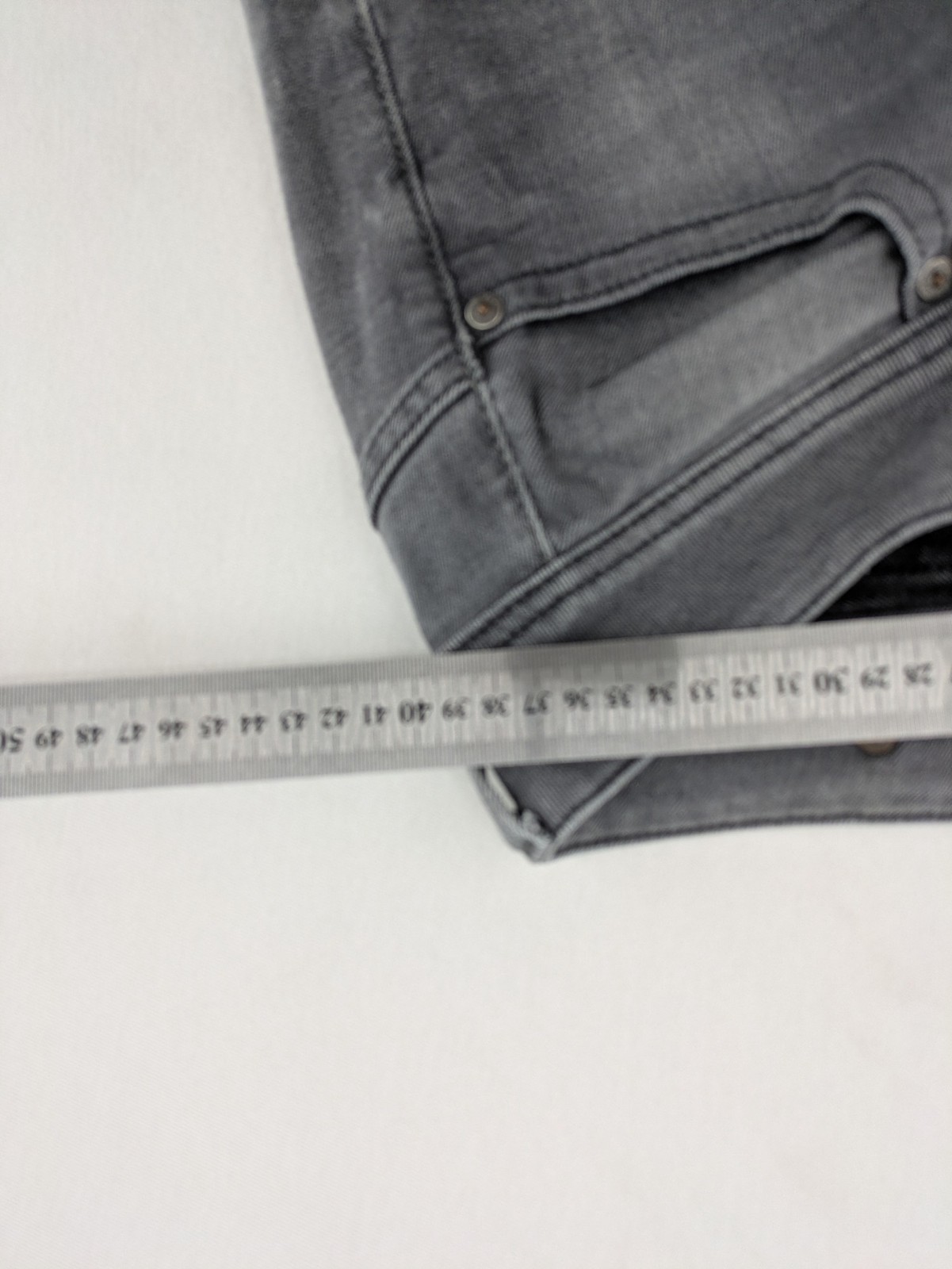 G-Star Raw Damen Midge Saddle Mid Straight Jeans Größe 31x32 Grau Denim Stretch image 8