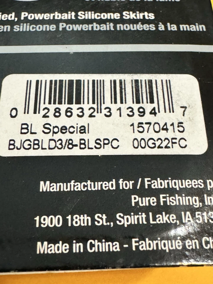 Plantilla Berkley Slobberknocker Bladed 3/8oz 4/0 Gancho Luz Negra Especial Foto 4 de 4