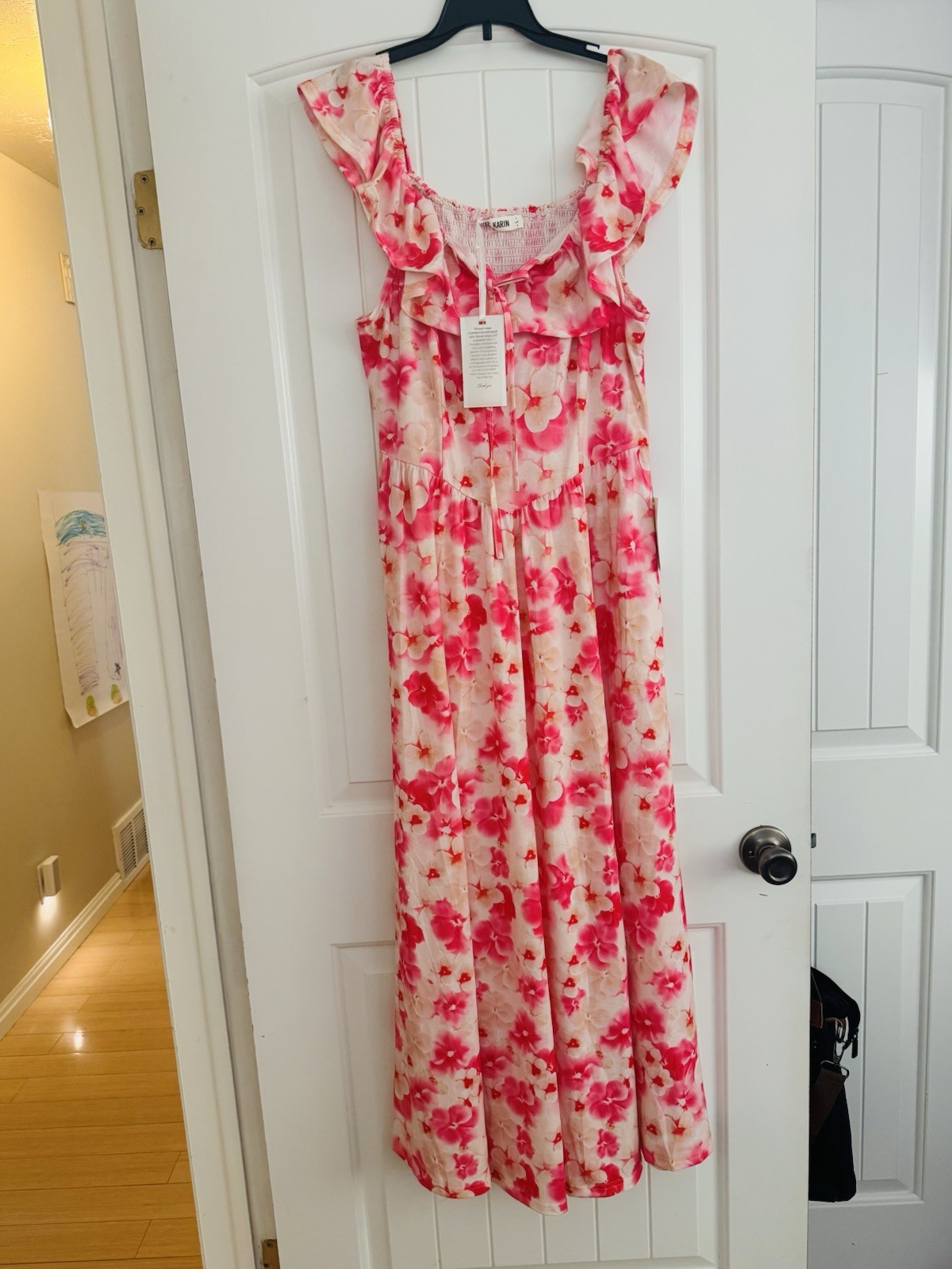 Grace Karin NWT Pink Floral  Maxi Dress Smocked stretchy Bodice. Ruffle Size L