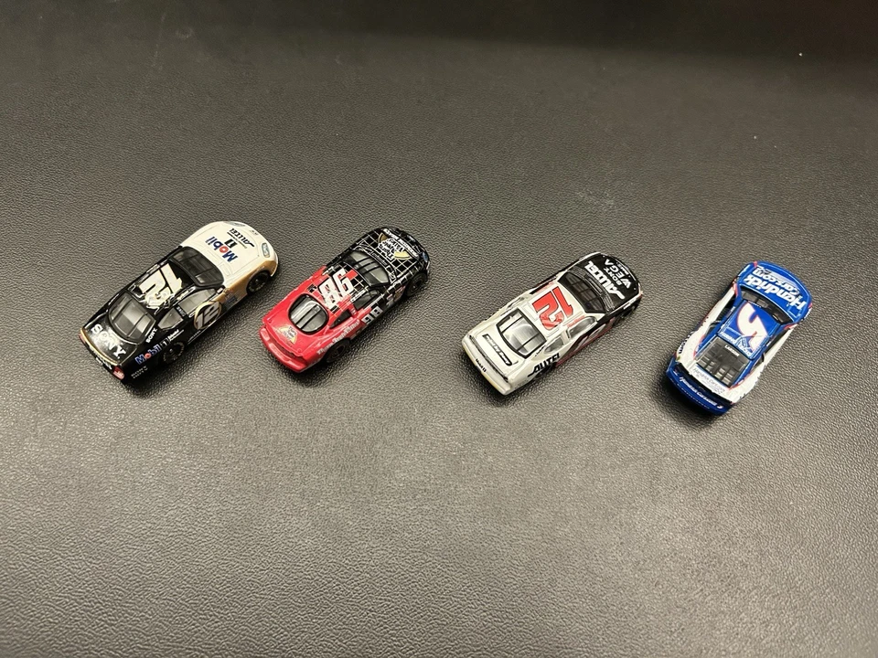 纳斯卡压铸 1/64 批量 4 件 Kyle Larson、Ryan Newman 和 Rich Buckle — 第 3/4 张图片