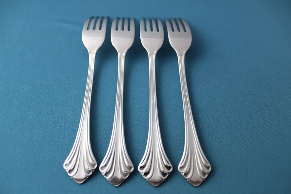 4 Tenedores de Cena Toalla PLUMA COLONIAL 18/8 Inoxidable Alemania 8 1/8" Foto 4 de 4