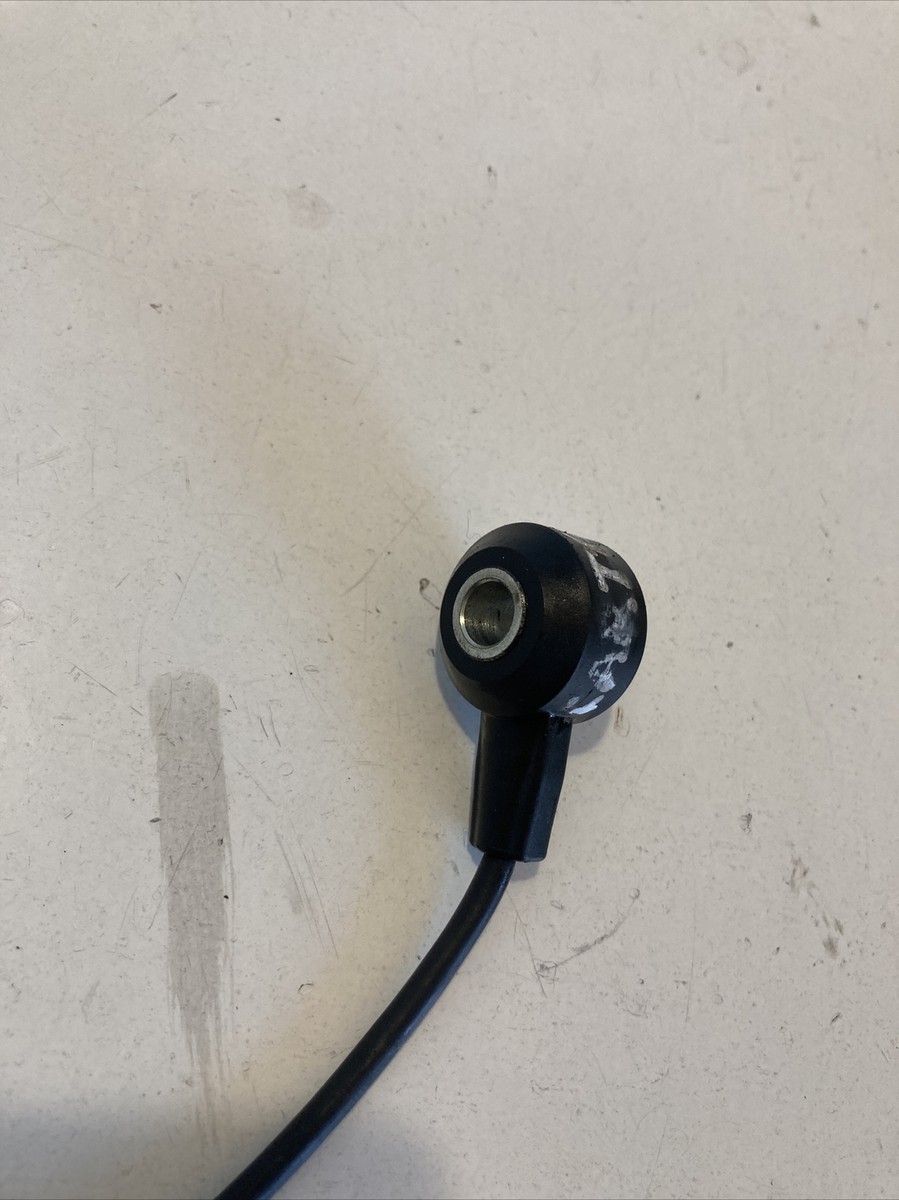 Chevrolet Captiva Knock Sensor 96980750 Genuine 2.2 Vcdi Chevrolet Captiva Knock Sensor 96980750 Genuine 2.2 Vcdi