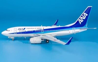 1:200 JC Wings ANA BOEING 737-700 Passenger Airplane Diecast