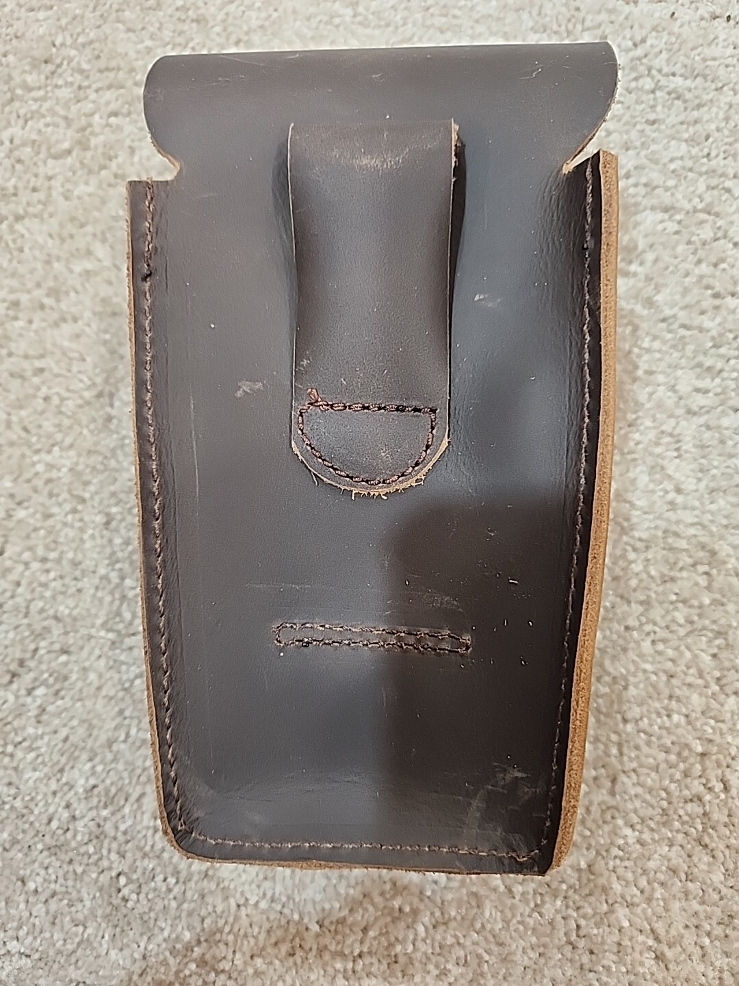 Yoder409 handcrafted leather double trough turkey call holster. Holds 2