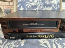 MITSUBISHI HS-u70 STEREO VIDEO CASSETTE RECORDER TWIN DIGITAL