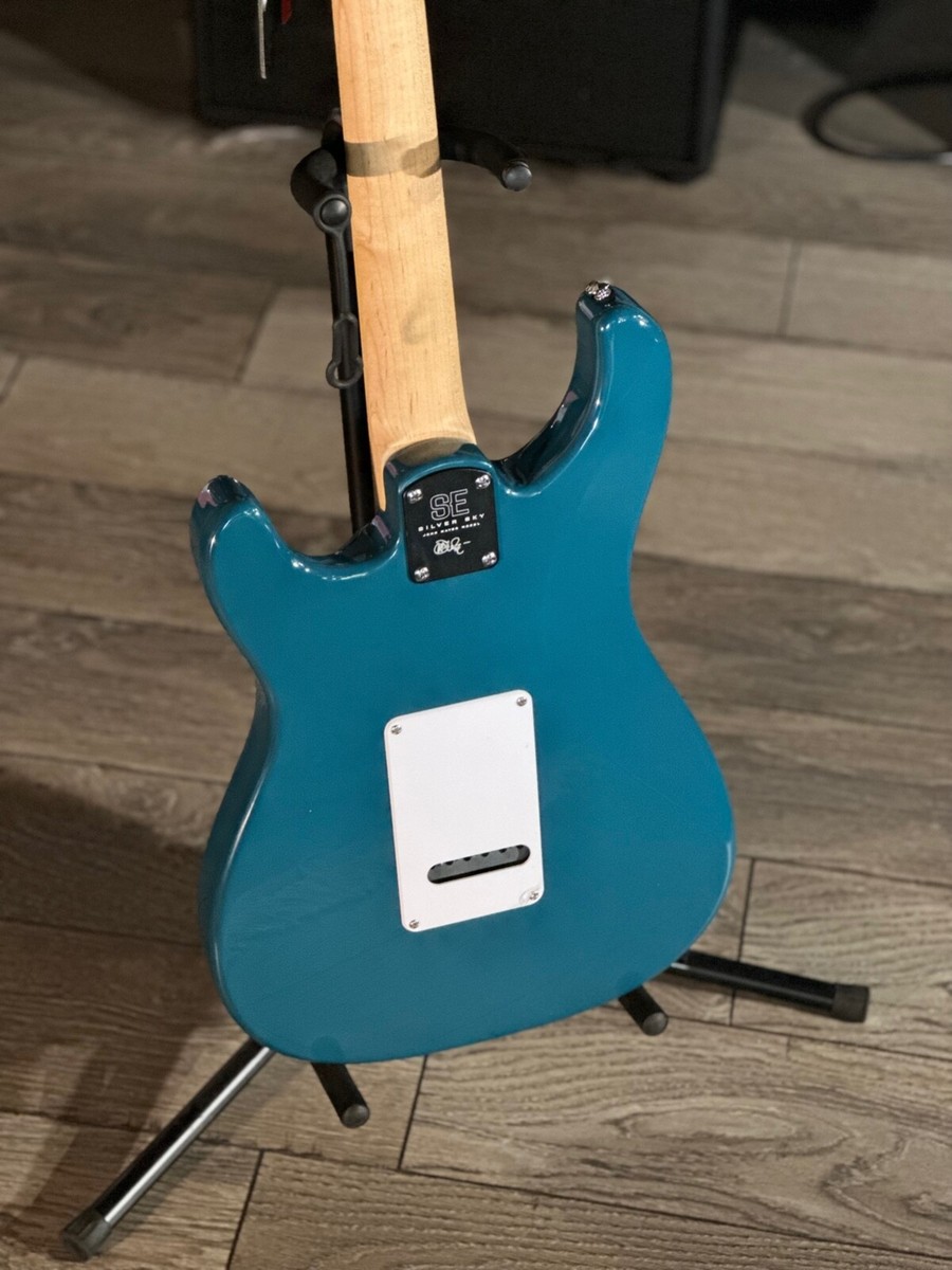PRS SE Silver Sky, Maple Neck, Nylon Blue #4584 W/ Free PRS SE Silver Sky, Maple Neck, Nylon Blue #4584 W/ Free