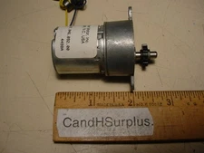 Buehler #1.61.048.092 Lot of 2 Gearmotors 24 vdc 200 rpm