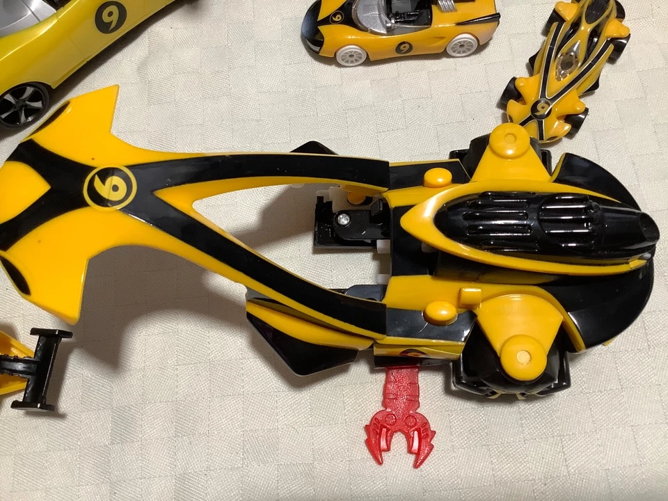 Hot Wheels 2008 Speed Racer Movie X Mach Lot of 7 Cars Yellow #9 - Image 4 of 4