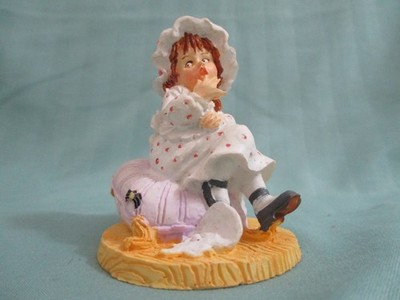 1989 Applause Little Miss Muffet 2 1/4'' tall