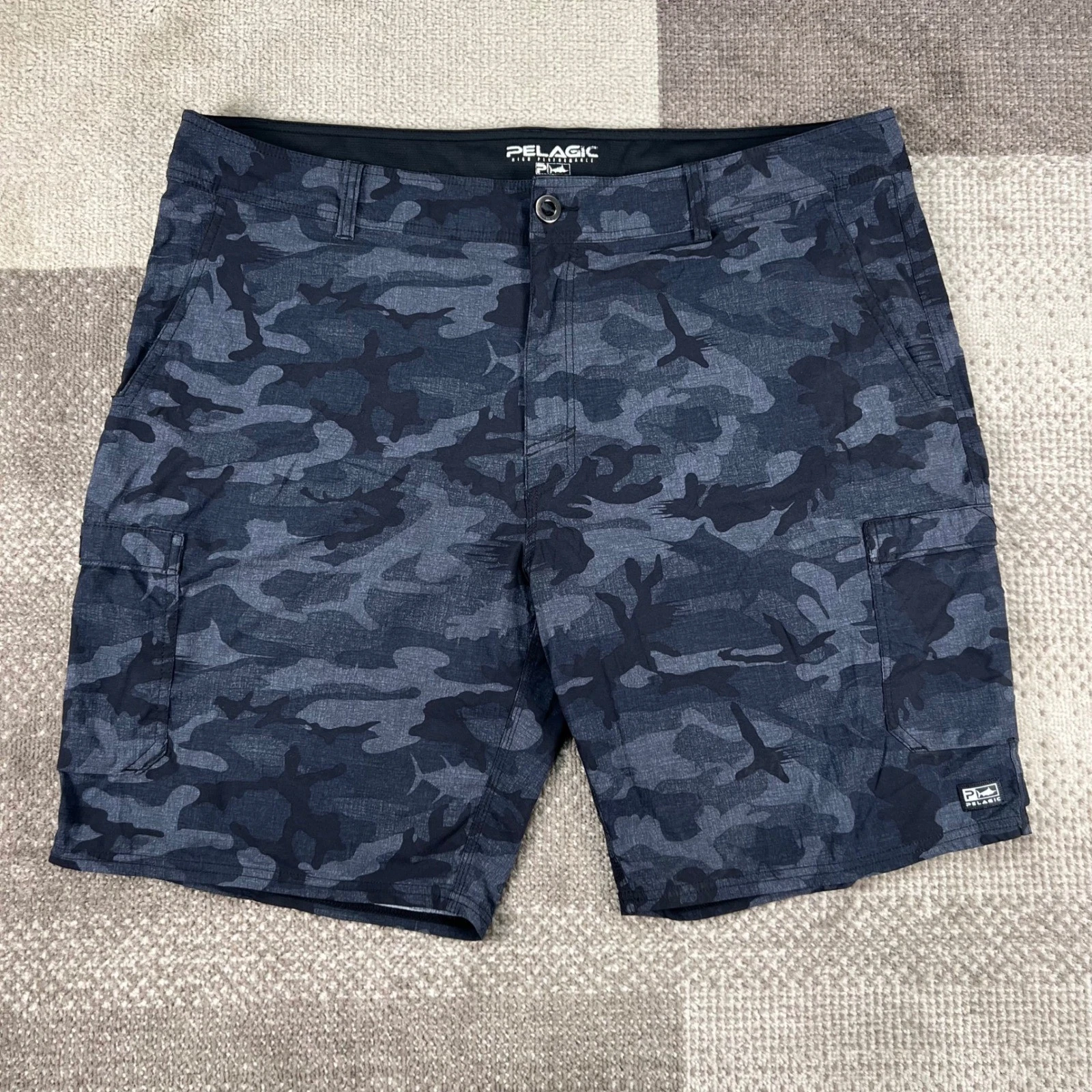 Pelagic High Performance Mens Size 42 Blue Camo Fishing Cargo Board Shorts