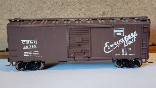 Chicago Burlington Quincy 40' Boxcar 35783 con Kadee Metal Whl Athearn Caja Azul HO | Zustand: Used