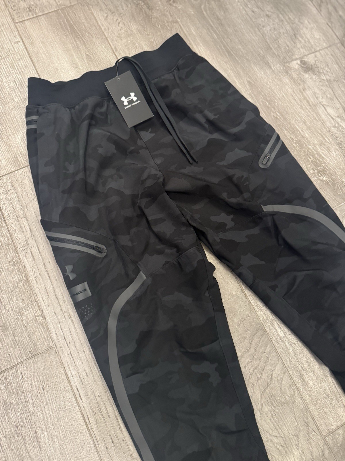 Under Armour Unstoppable Cargo Pants Men's Small Black Camo Jogger Tapered NWT thumbnail 4