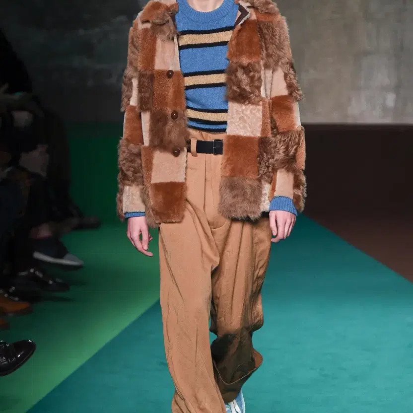 Marni Patchwork Fur & Shearling Jacket - Size 48 - image 2