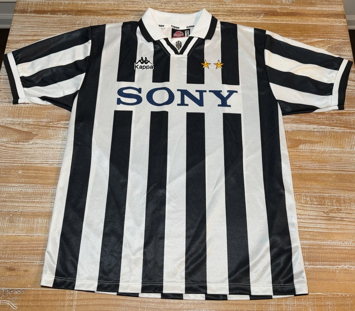 Preços baixos em Juventus Kappa no Clube Internacional de Roupas e