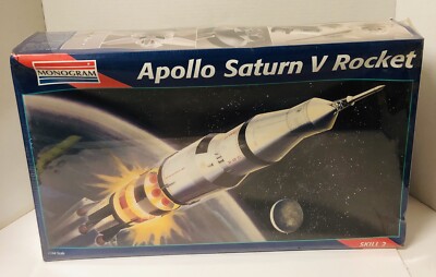 Vintage Monogram Apollo Saturn V NASA Rocket 1/144 Scale 1995 Model Kit NEW