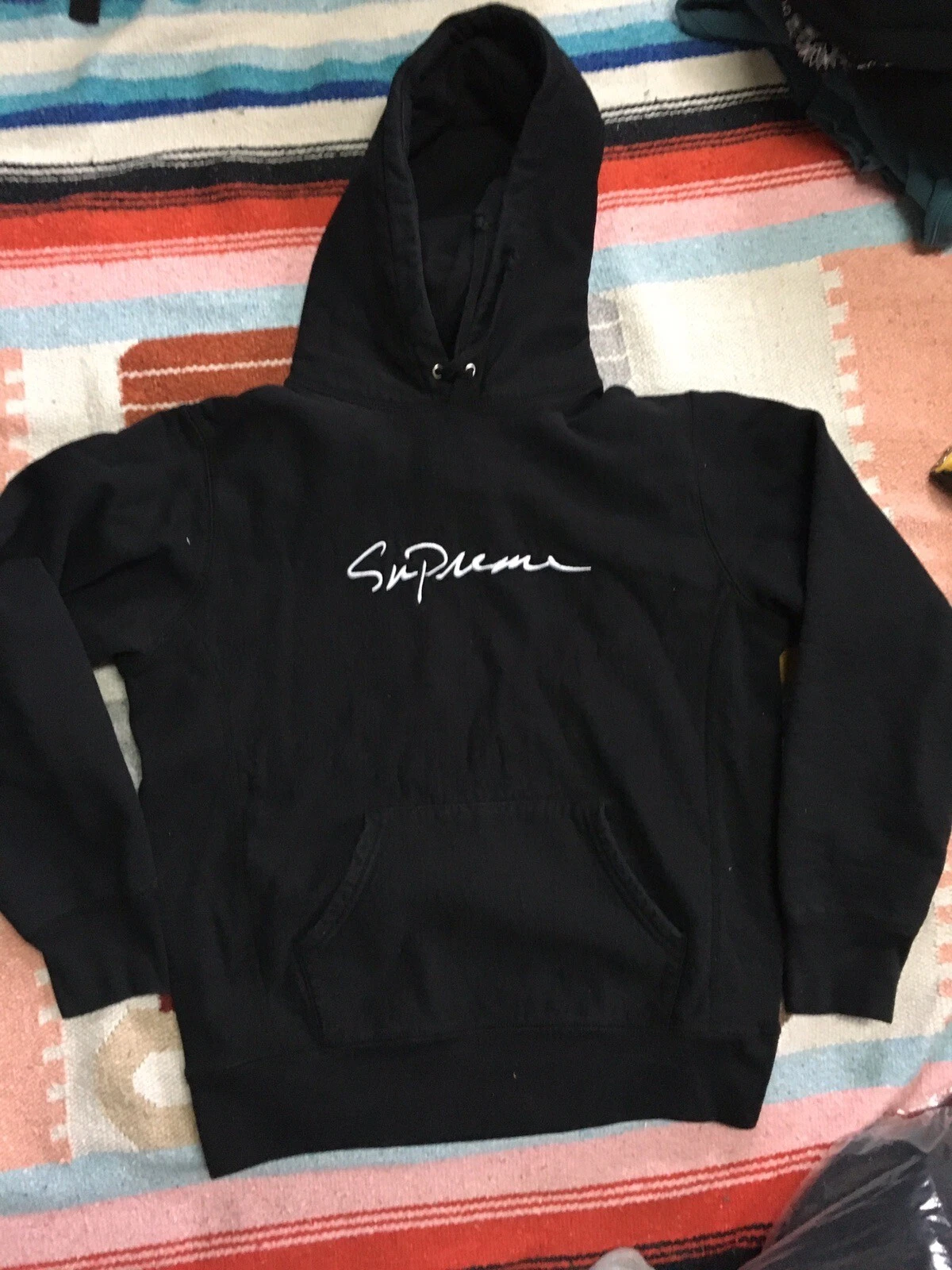 Sweat à capuche Supreme Script taille moyenne