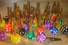 #1 ACRYLIC Dice Tobacco Herb Roach Clip Standing Alligator Memo Photo Holder  A1