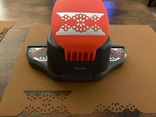 We R Memory Keepers Doily Edge Paper Punch Scrapbook Craft