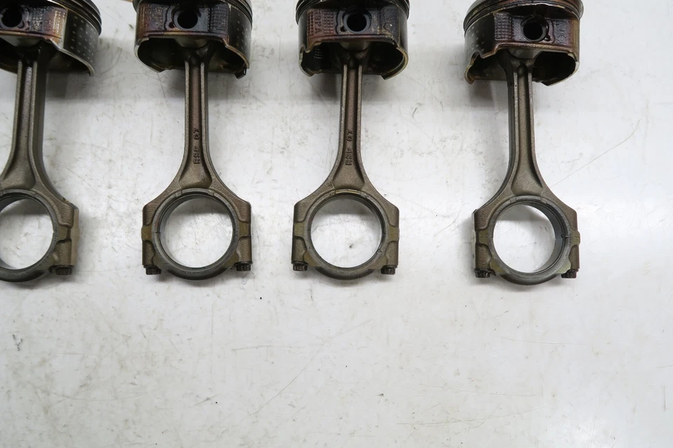 Поршни двигателя 3,5 л 2014-2017 Acura RLX от оригинального производителя с комплектом из 6 соединительных стержней - Изображение 4 из 4