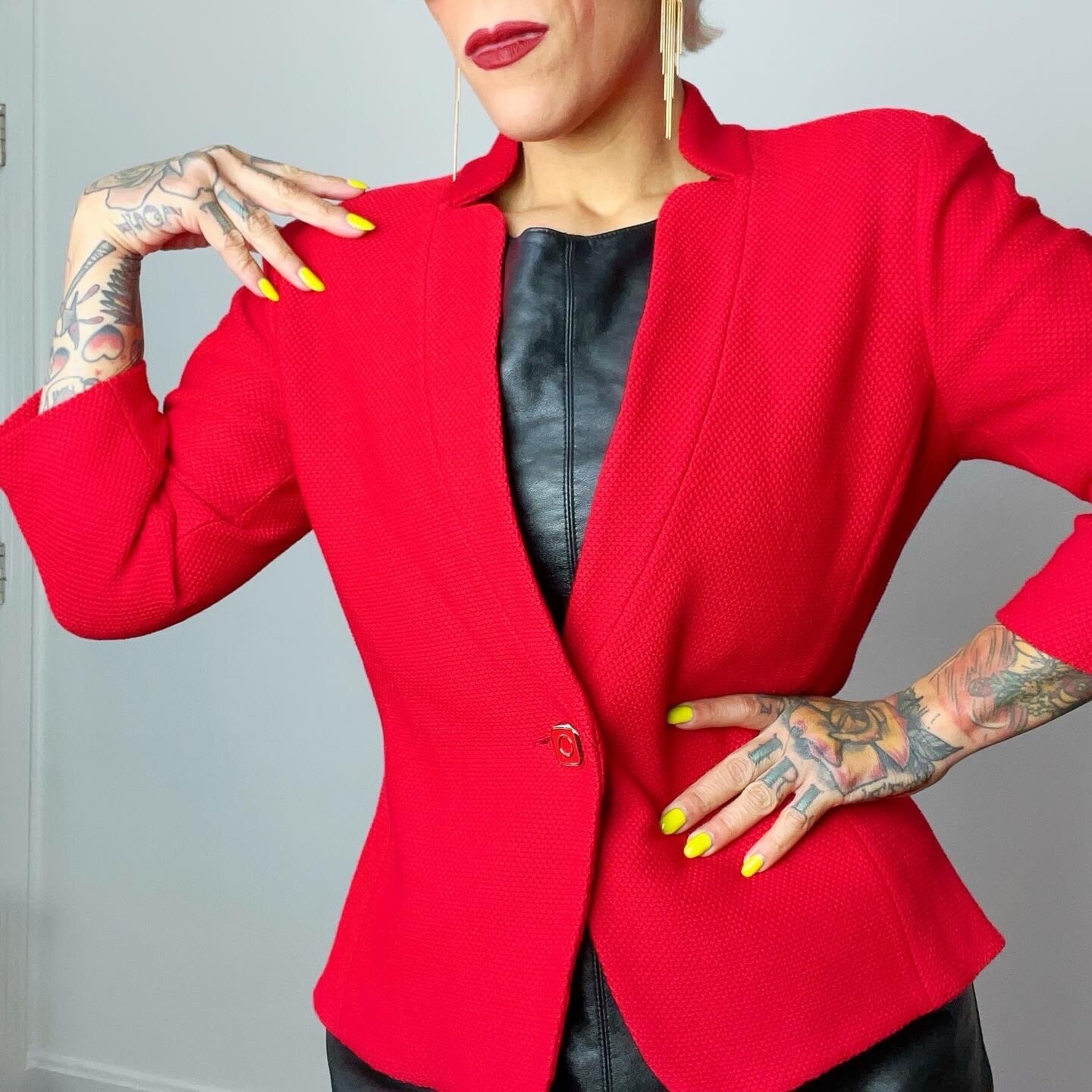 ST. JOHN Knit Knits 90’s 90s Vintage Y2K Red Wool Ray… Gem