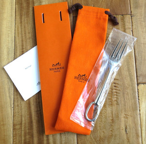 Lot De 2 Cuillères à Thé HERMES Attelage – Métal Argenté, France, 13 Cm, Comme Neuves