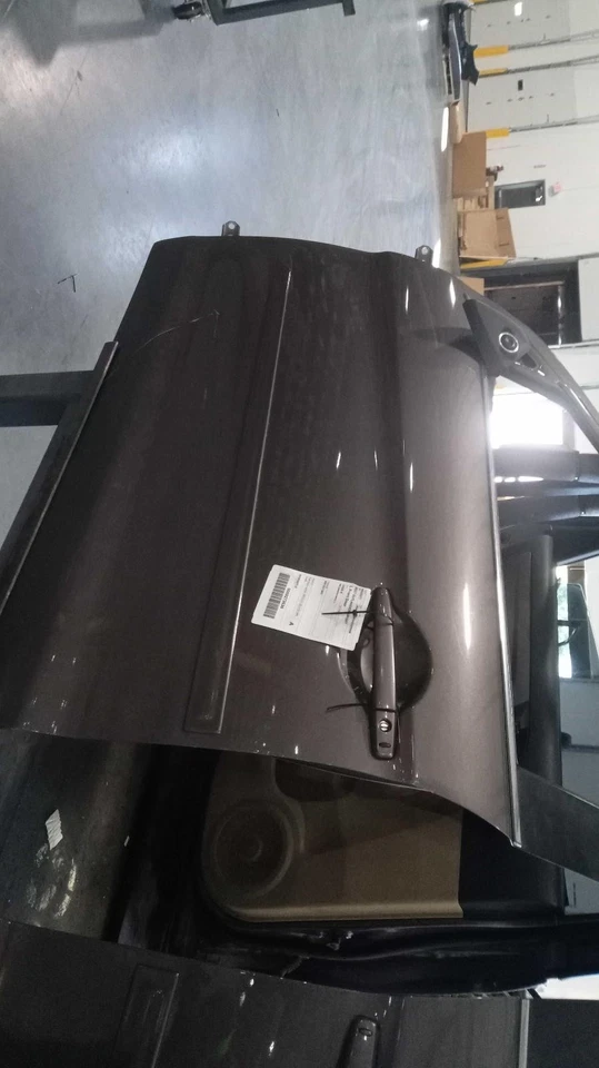 2017 Mitsubishi Outlander Sport Left Door Brown Small Dent & Scratch 730711 - Изображение 2 из 4