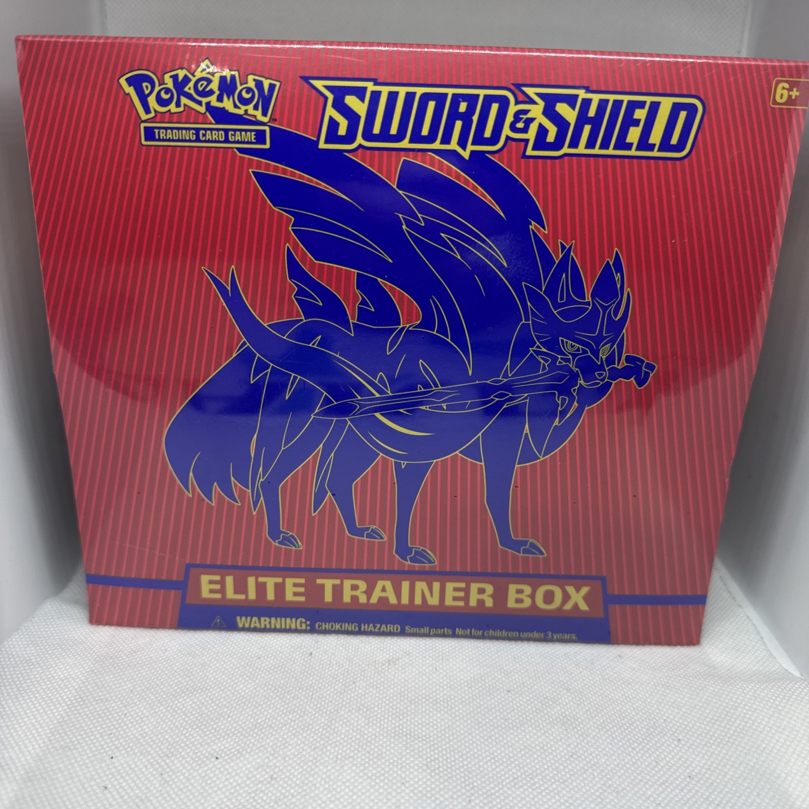Pokémon TCG Sword & Shield Base Set ETB Elite Trainer Box Red  Factory Sealed