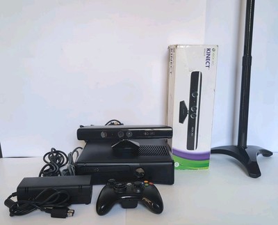Xbox 360 S Kinect Console 250GB 4GB Stand Cables Controller