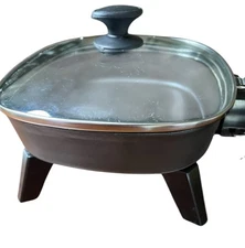 Elite Gourmet 7 inch Personal Electric Skillet w Cool Touch Knob 32oz Capacity