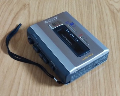 未使用品　SONY TCM-500 カセットプレーヤー SONY TCM-500 WALKMAN Cassette Tape Recorder Player Confirmed