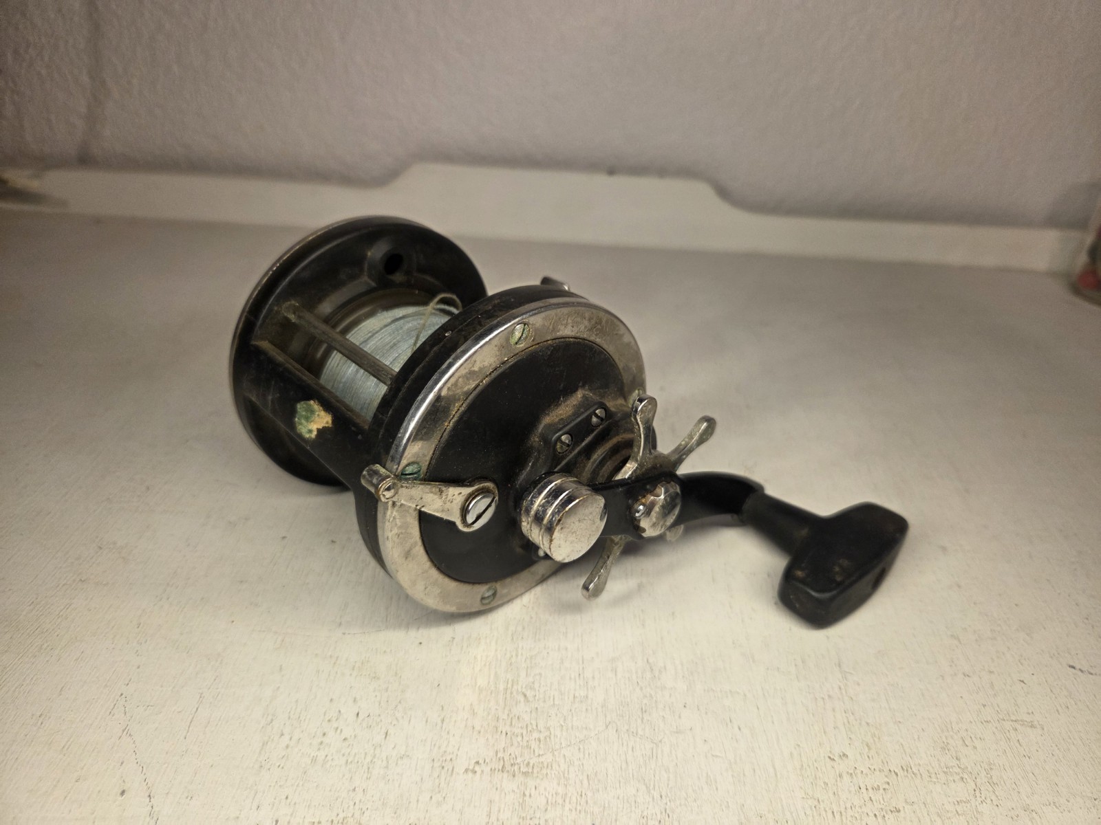 Penn 330 GTi Graphite Conventional Levelwind Fishing Reel Sa