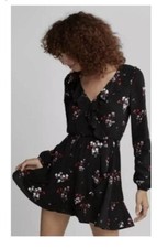 Preowned EXPRESS Faux Wrap Ruffle Front Floral Long Sleeve Dress - Black - XS