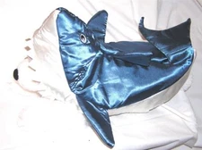 Animal Welfare League Benefit Costume Parade Halloween Dog SIZE L BLUE SHARK