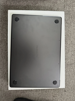 #ad 16quot; APPLE MACBOOK PRO M4 MAX 1TB SSD 128GB RAM 16 CORE 40 CORE GPU BLACK NANO $2550.00