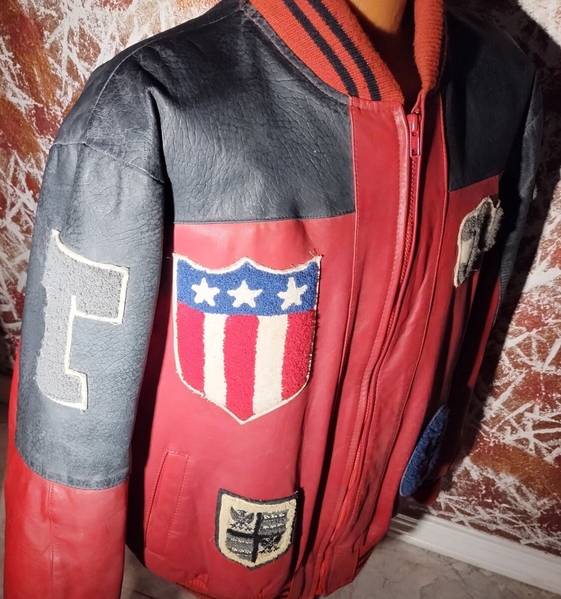 Leather Varsity WORLD of TROOP Jacket VINTAGE (LL COOL J Leather Varsity WORLD of TROOP Jacket VINTAGE (LL COOL J