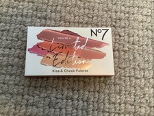 no7 lip and cheek palette
