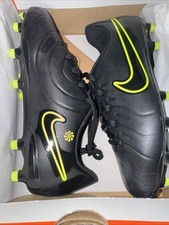 Nike Jr. Tiempo Legend 10 Club Little/Big Kids' Soccer Cleats 3.5Y DV4352-001