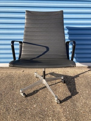 Herman Miller Eames 1958 Aluminum Group Swivel Chair MCM