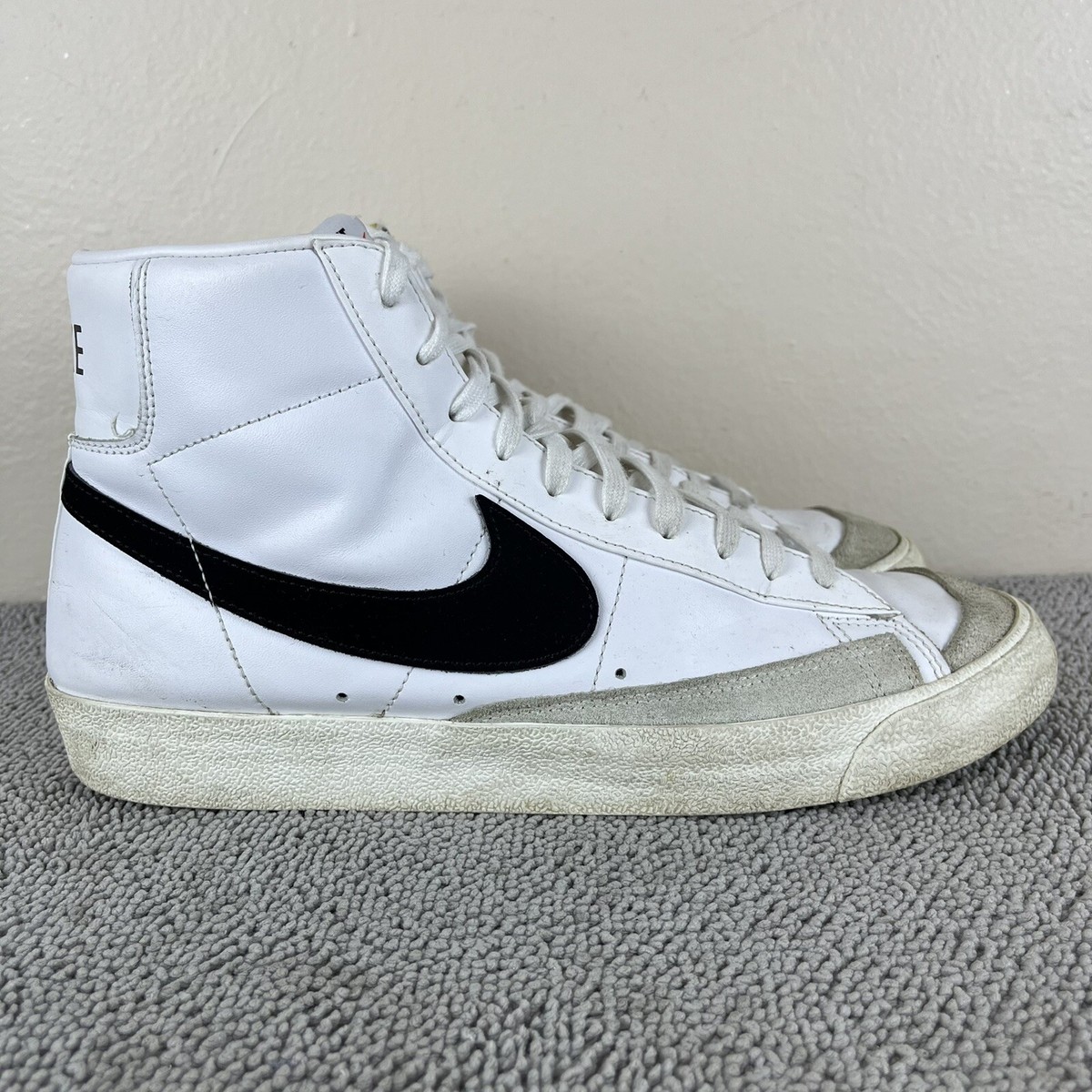 Nike Blazer Mid  display picture 3