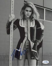 Lili Reinhart Riverdale Autographed Signed 8x10 Photo ACOA 2020-15
